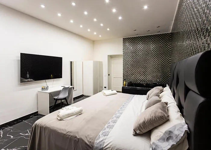 Scio' Scio' * Naples